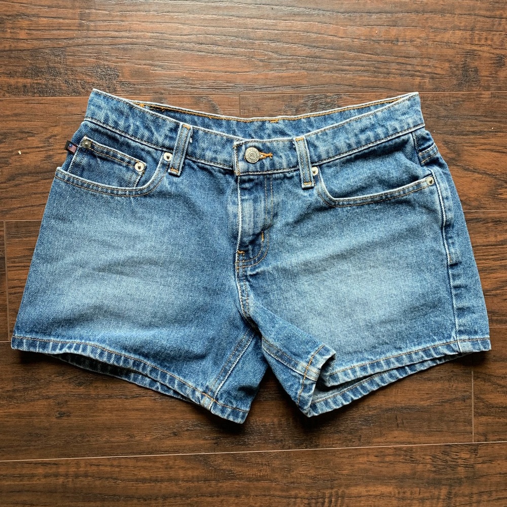 LAST CHANCE! Vintage Ralph Lauren 4” Saturday Shorts